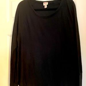 Basic black long sleeve tee